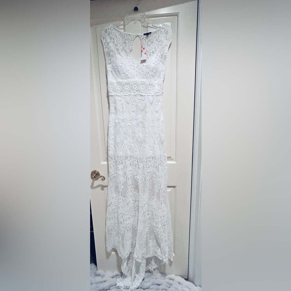 Simple Boho-Esque Wedding Dress